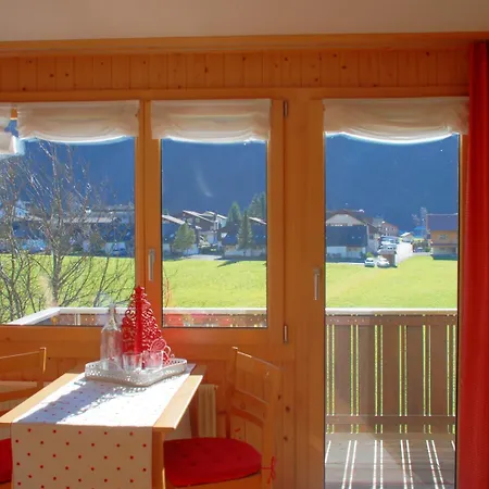 Hotel Garni Hostatt 3*