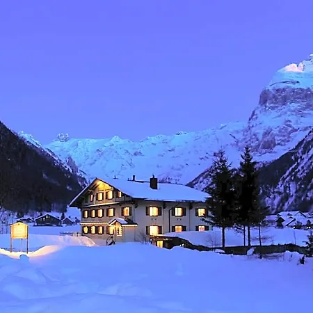 Garni Hostatt Hotel