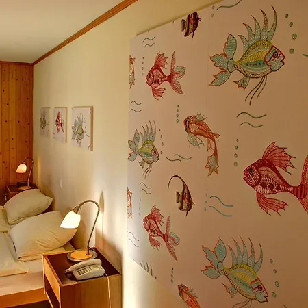 Garni Hostatt Енгельберг